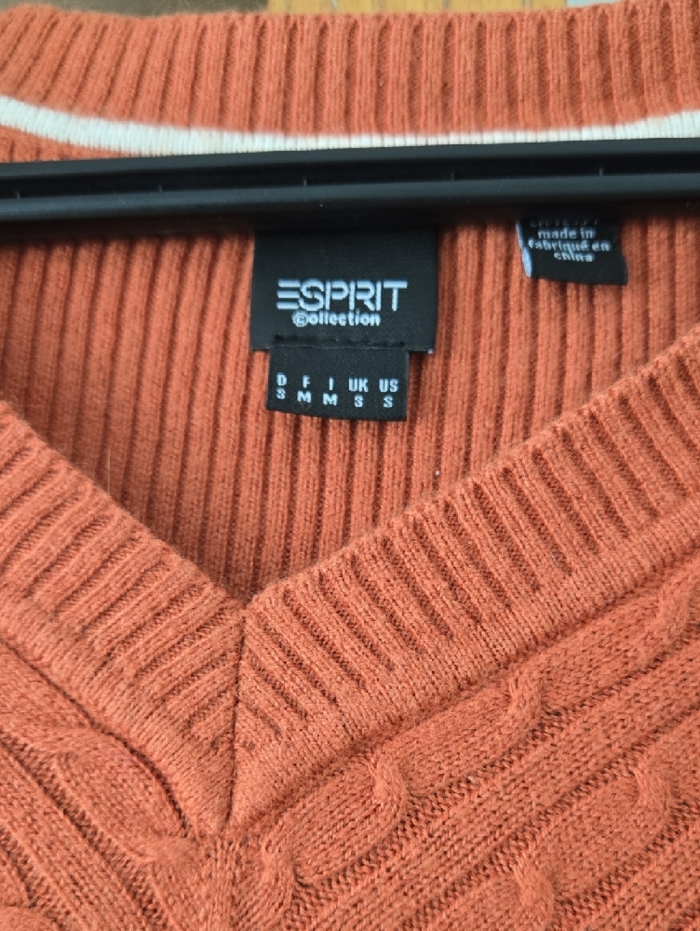 🎁 Last Chance $5 Bucks Esprit Women's Cable Knit Sweater - Burnt Orange - Picture 2 of 5